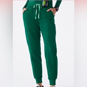 Figs Hunter Green Women’s Zamora Jogger Scrub Pants